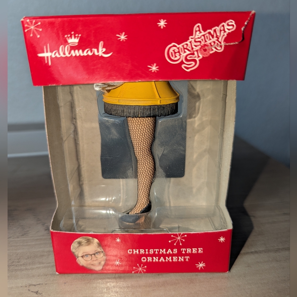 A Christmas Store Leg Lamp Hallmark Ornament NIB